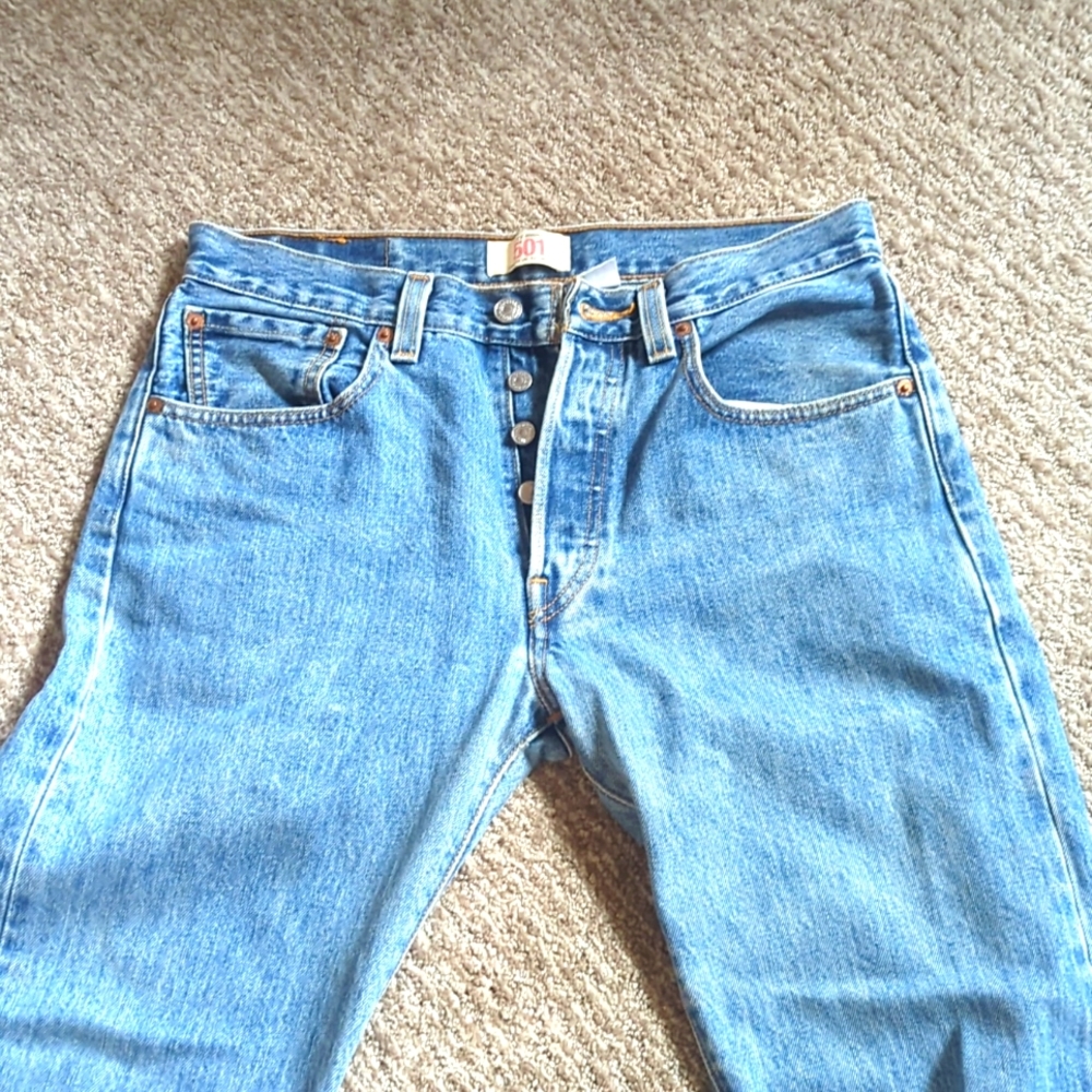 501 Levi Strauss button down 31x34